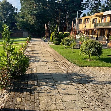 Hotel Irisz Nyíregyháza Extérieur photo