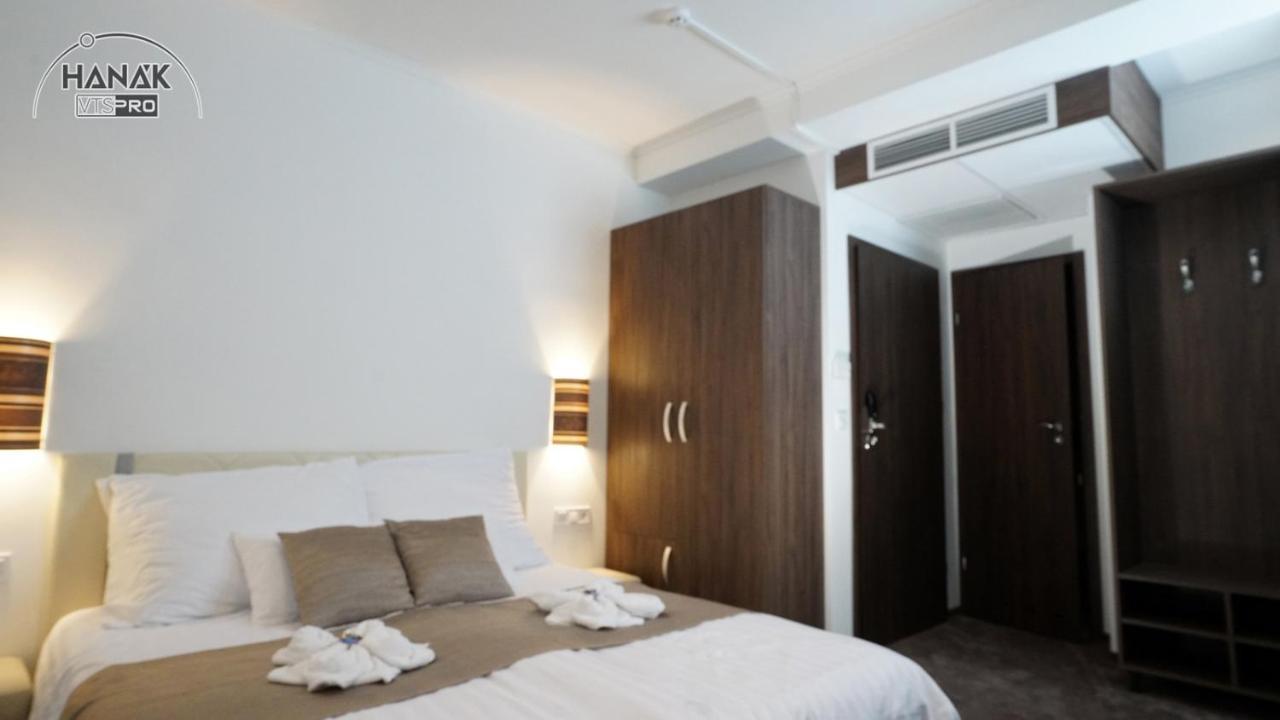 Hotel Irisz Nyíregyháza Extérieur photo