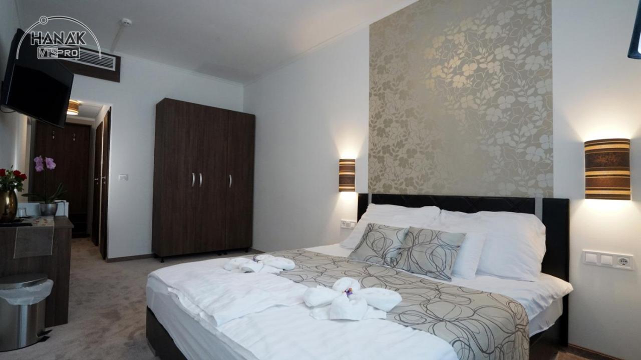 Hotel Irisz Nyíregyháza Extérieur photo